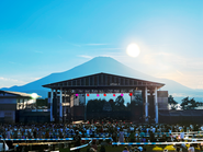 音楽・演劇・伝統芸能など、ジャンルを問わず様々な公演・イベントを通して、お客様へ感動をお届けしています
