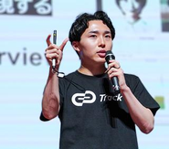 内定者インターンの成果によっては初任給の昇給やそう基本配属決定も可能。