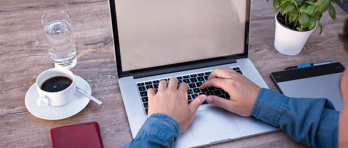 Photoshopの実務経験者。成果にコミットするLPデザインをお任せ！