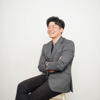 久保 恵人