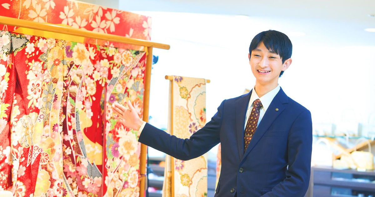 さが美無地小紋ストレッチ素材しつけ糸付き 未使用 さが美謹製 紋意匠 色無地 正絹 一つ紋 淡黄蘗 黄色 749