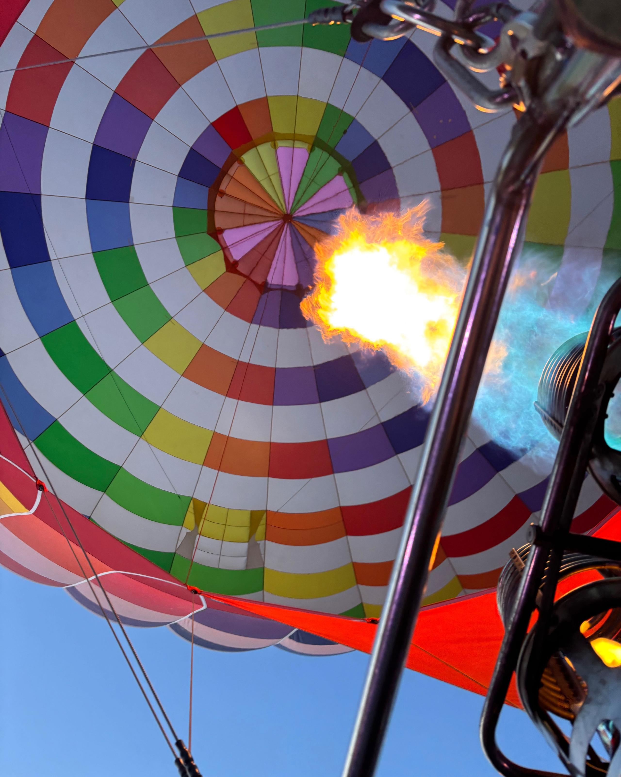 大人が考えた"本気"の社員旅行！2025年は学生時代へタイムスリップ⁉【授業と青春！後編】