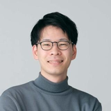 東出 泰治