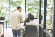 少数精鋭のため、最新情報やノウハウの共有、教育に時間を惜しみません。