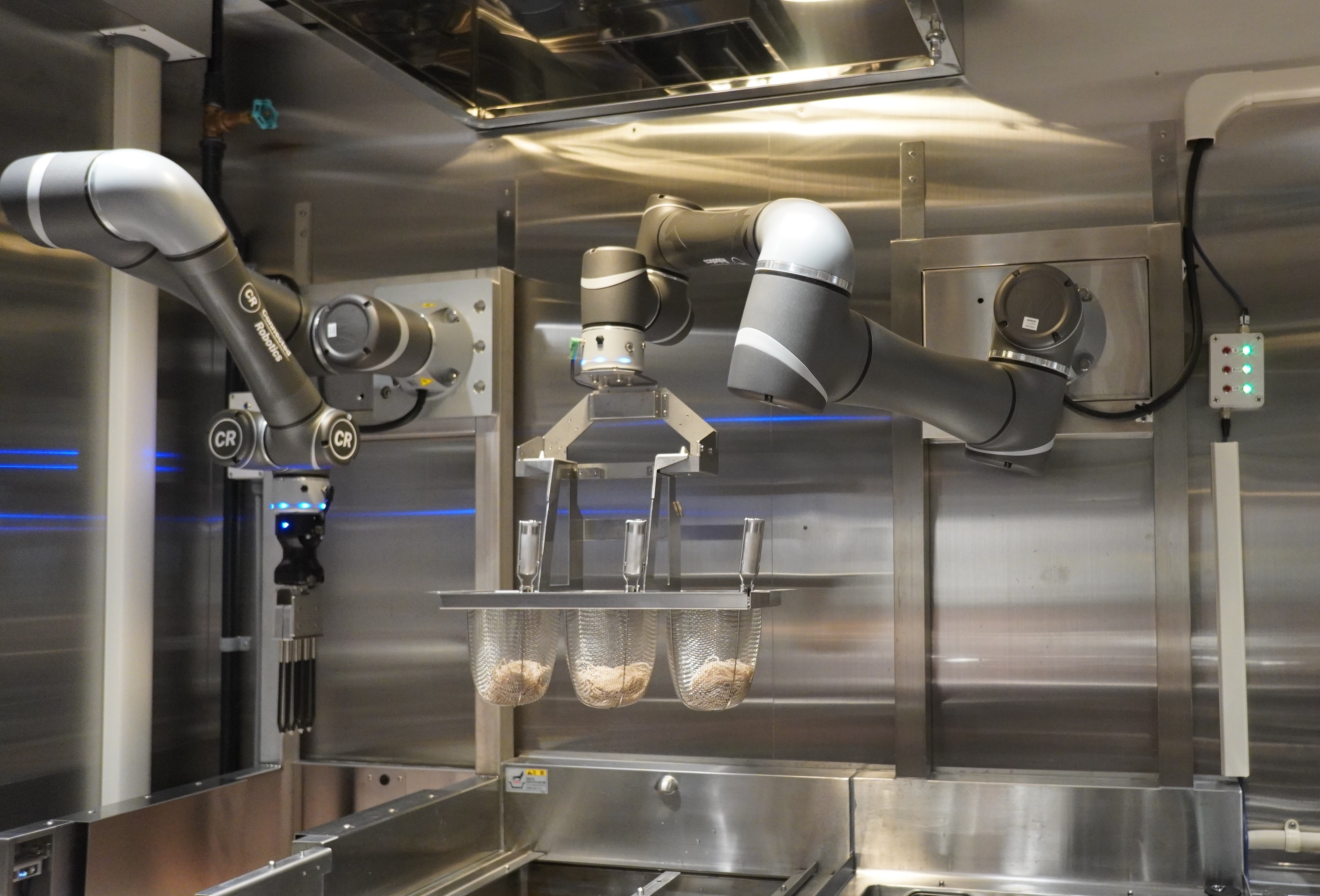 「そばロボット」続々導入。「いろり庵きらくそば王子店」で4月22日より稼働開始！