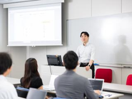 仕事の軸は登壇。人前でAWSを教えることが、この仕事の中心