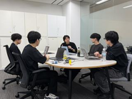 連続起業家の代表が直接メンバーとコミュニケーションを取ります。ビジネス力を身につけるには絶好の環境が整っています。