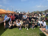 1人1人が自分らしさを大切にして、ビジョンを体現しているカラフルなメンバーが多いです！今年のBBQの様子です。