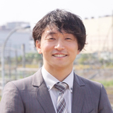 ツボネ ヨシアキ