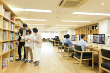 大手企業と直取のみするグラフィックデザイナー！脱・長時間労働！家庭と両立を