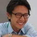 三井康嗣