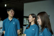個人の成果や成長を、全員で喜び讃え合っています。