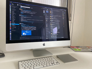 現在は社員の9割がフルリモート勤務。Slack / Discord / Zoomを活用し、これまでよりコミュニケーションロスが減りました。今後もリモートがメインの働き方に移行させていく予定です。