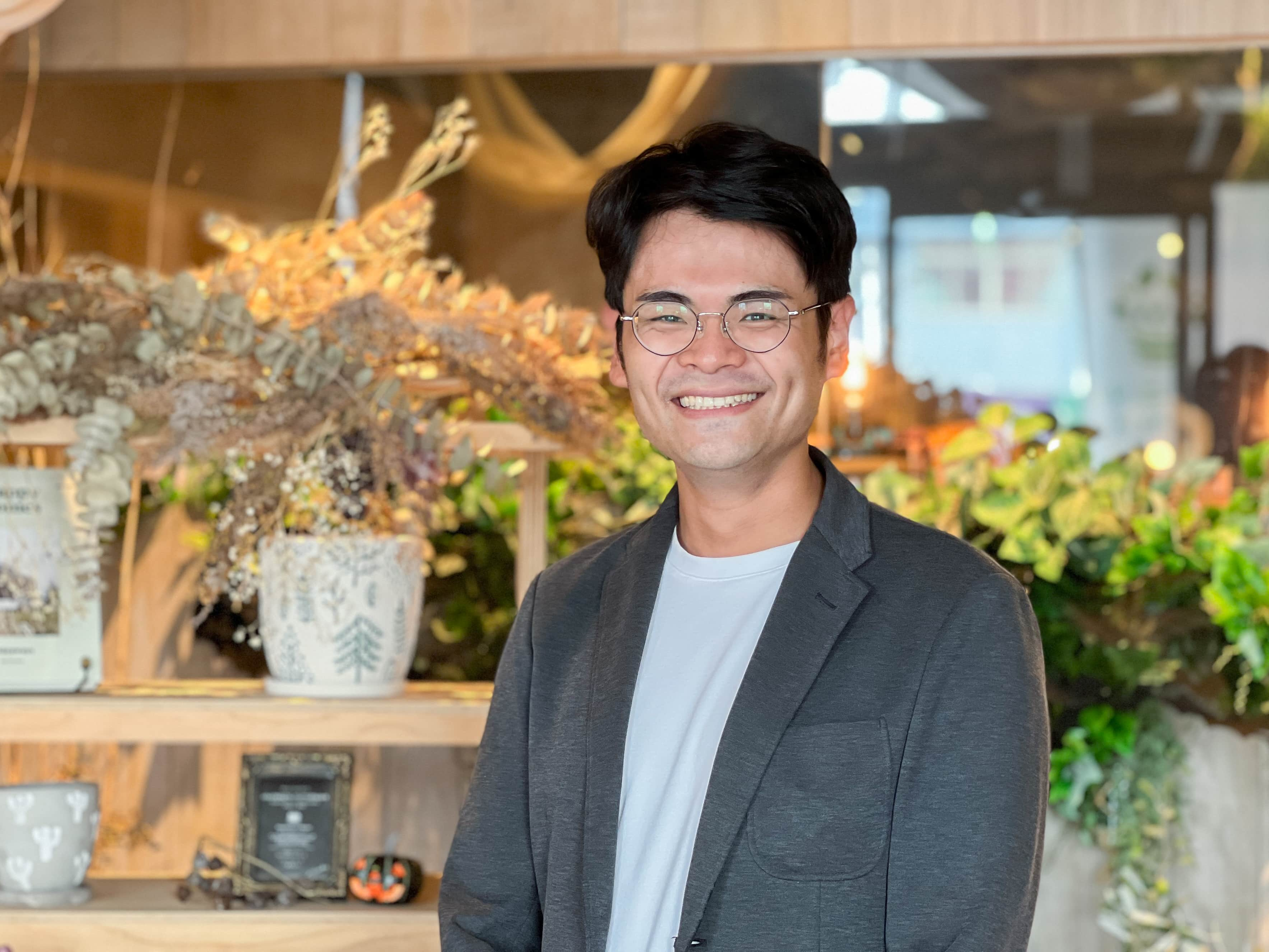 「場づくり」に興味を持ち温泉道場に入社。支配人になって感じること