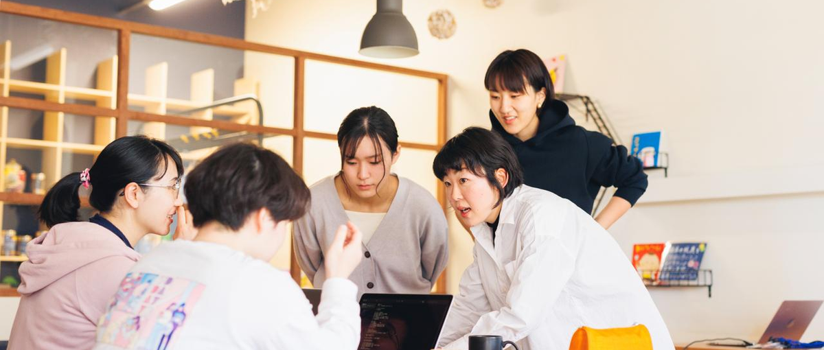 福岡本社の幼保事業者向けコンサルティング会社での秘書兼広報募集！