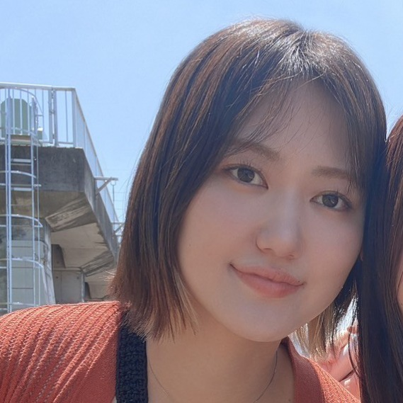 東 花奈