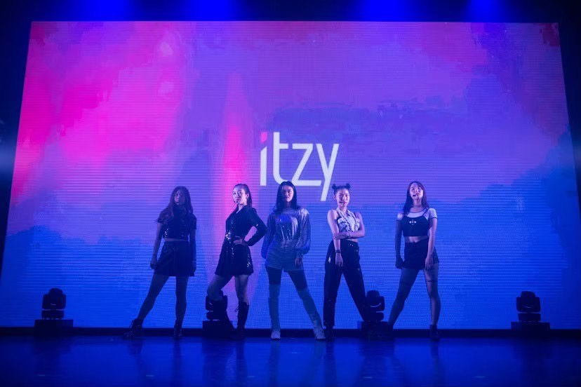 【新入社員紹介】チームで働く楽しさを求めてクロス・シップへ。杵鞭さんが仲間入りしました!