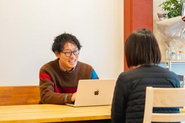 移住希望者の方とオンラインや現地での面談などを行います