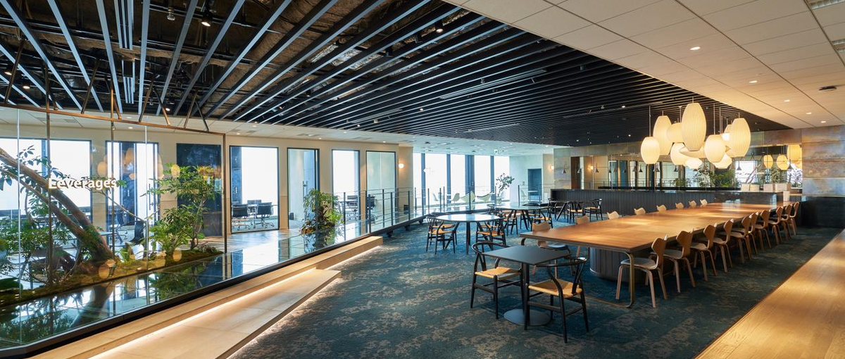 新卒採用／年間数十億円規模の予算と1000名規模の採用責任ポジション