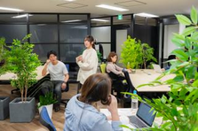 エンジニアとお客様とつなぐ営業✦エンジニアを支えながら一緒に成長できる！