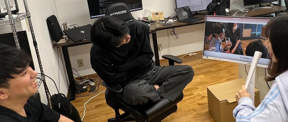 場所は自由だがチーム交流も重視。設計から関わるエンジニア