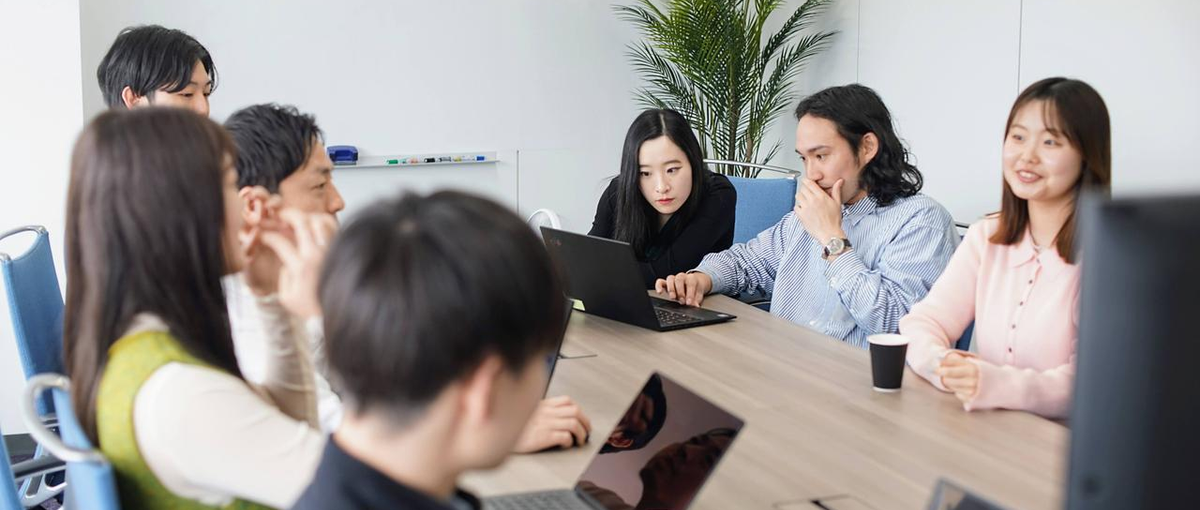 サイト運用から新規サイトの開発まで幅広く牽引するフロントエンジニア募集！