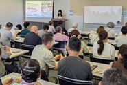 ベジタリアン、ヴィーガン、プラントベースについて理解を深めるていただく、実際に試していただくための講演やイベントを行っています。