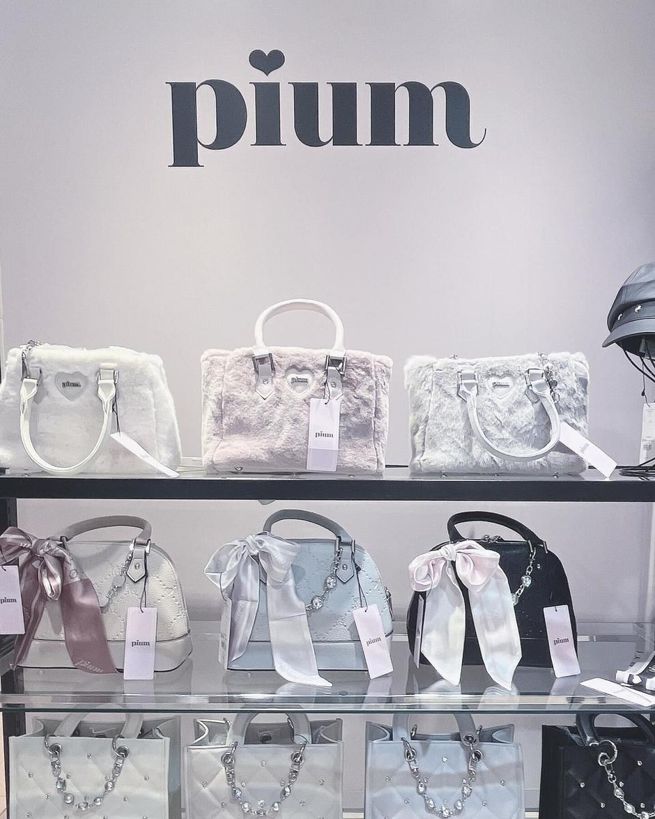 pium」ルミネエスト新宿POP UP STORE、12月8日(金)まで開催中です