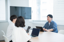フィールドセールス｜成長中ベンチャー挑戦と成長を楽しむ若手営業メンバー募集