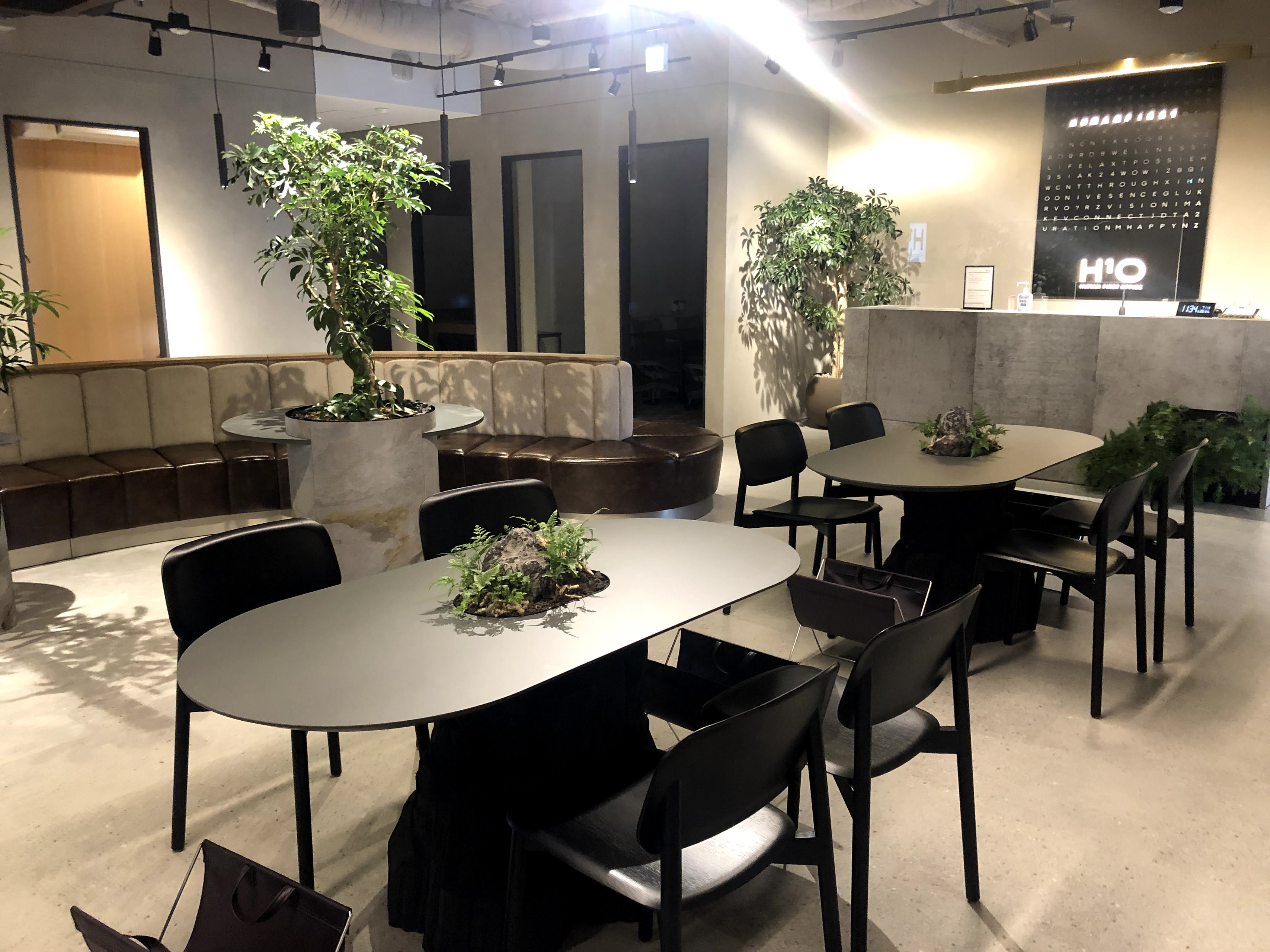 開放的なオフィスでアクセスも良いです