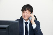 連絡が疎遠になっている社員には自分から連絡をします。時には1時間くらい雑談していることも（笑）。弊社の代表を含めて、全てのメンバーがクラスに1人はいる仲間思いの「イイ奴」なんです（笑）。