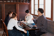 丹波篠山のNIPPONIAホテルでのミーティングの一コマ。コミュニケーションが大切です。