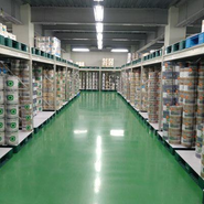 戸田営業所の倉庫の様子です。