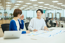 マーケティング企画　建設業界向けの戦略・施策プランニング担当を募集
