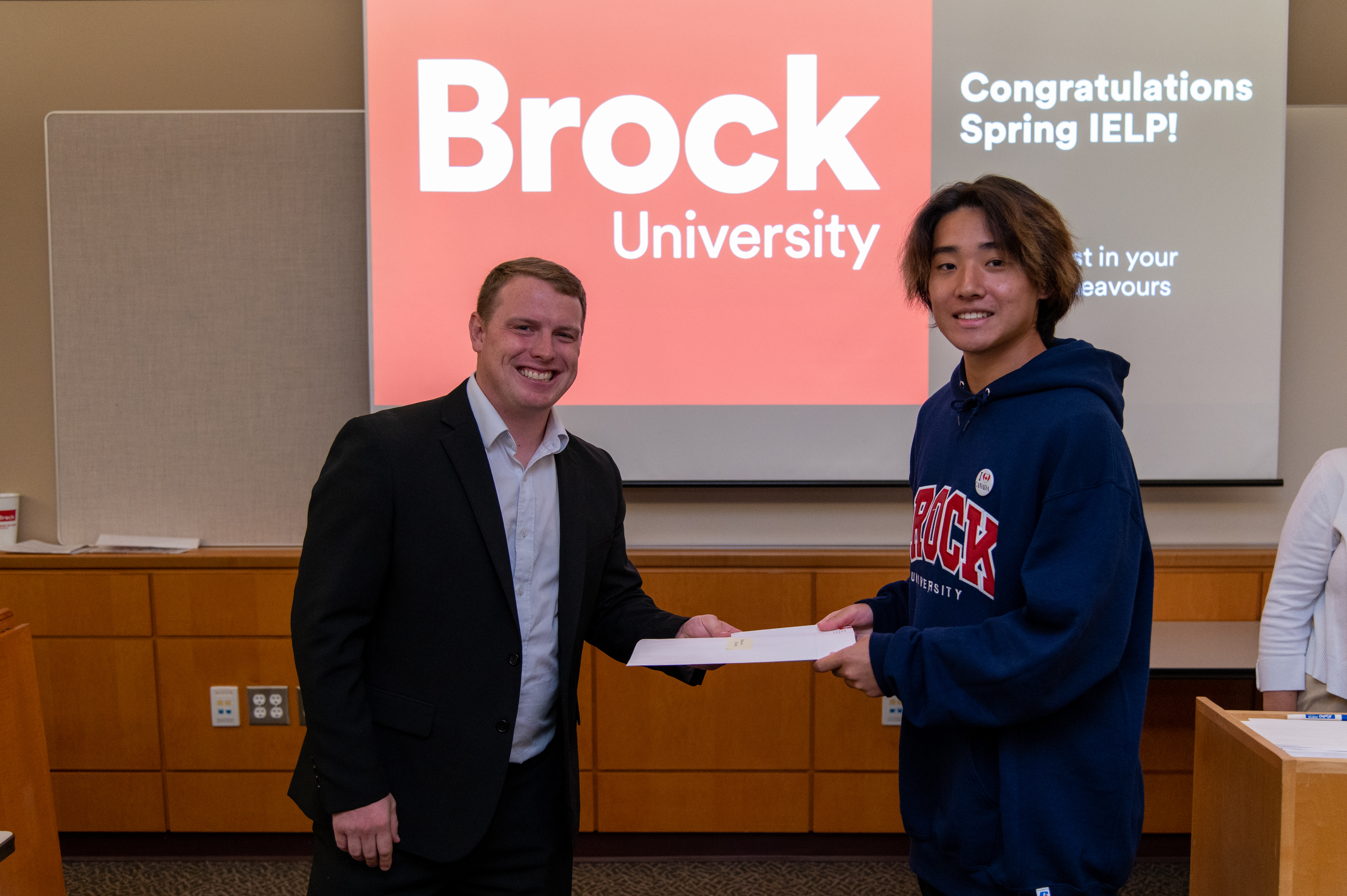 【インターン生インタビューVol12】グローバルに活躍できる人材になるために選んだビヨンドボーダーズ。