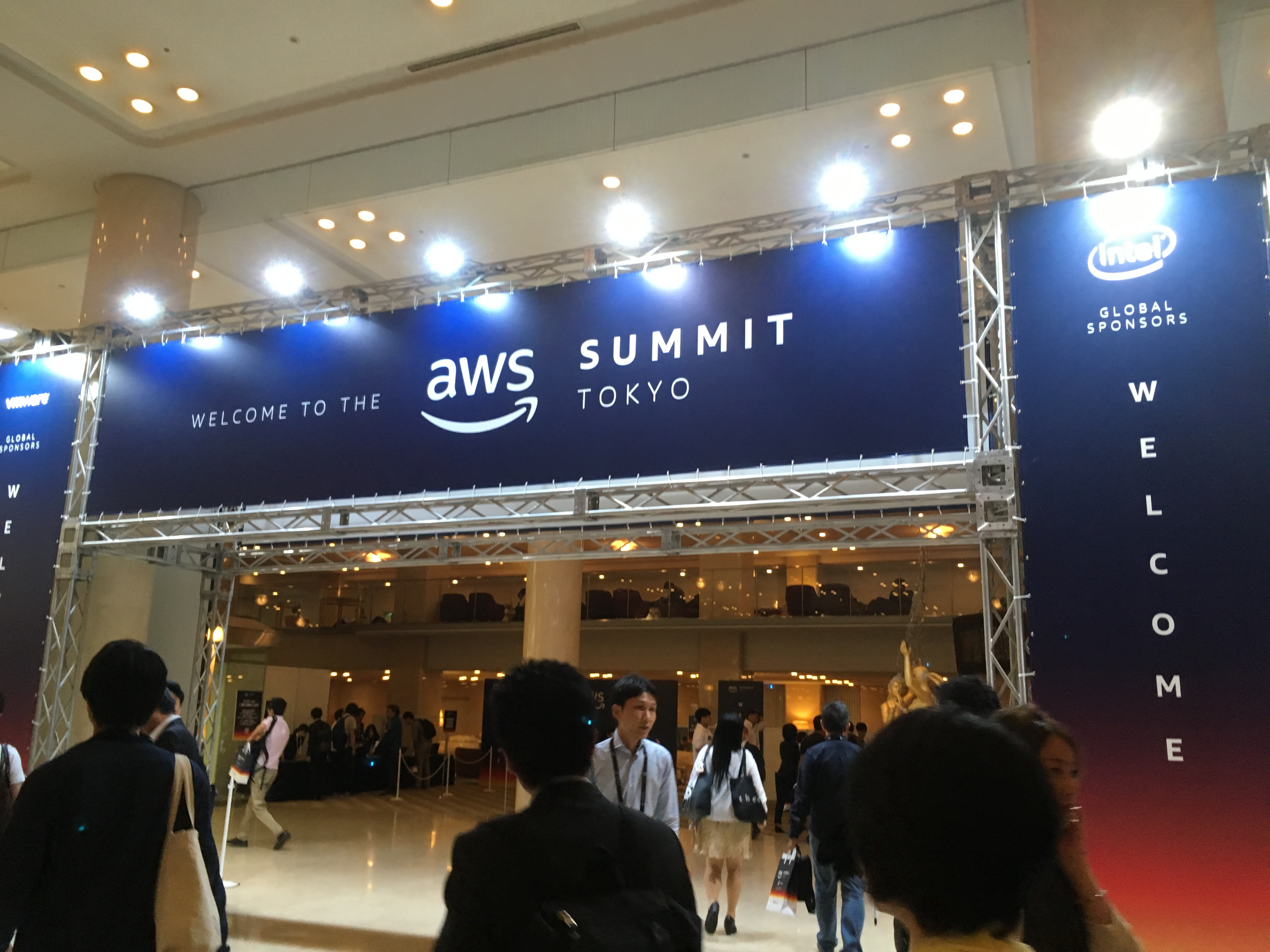 潜入！ AWS Summit TOKYO２０１８！！