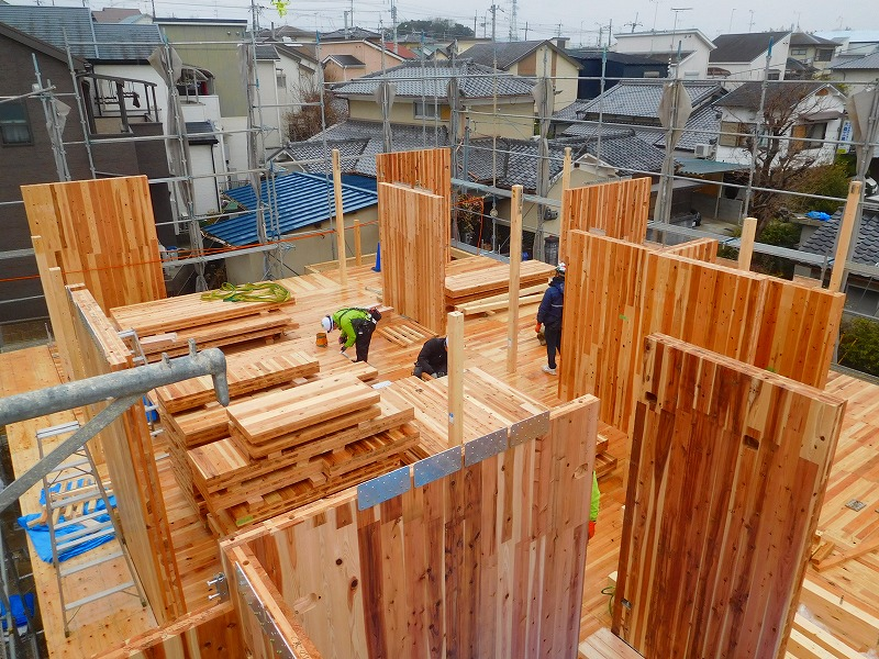 CLT工法について