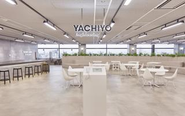 開放的な会社エントランス、社員も活用しています
