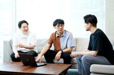 26卒！東京オフィスでSNS×Web広告の次世代マーケターを募集！