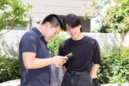 20代中心の組織で、早い段階から裁量を持って業務に関われます。実践を通じてスキルを伸ばしやすい環境です。