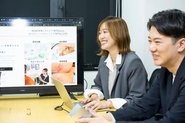 成果から逆算し、本質的に必要な議論に向き合っています。