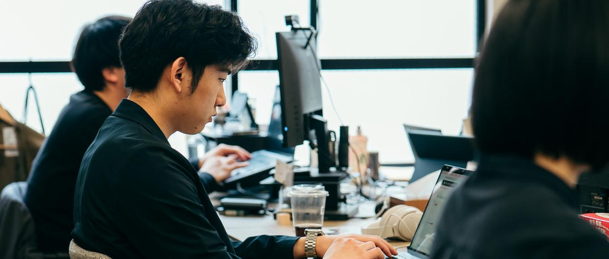 経営視点で働く、学生×実務の限界を超える長期実践型幹部候補インターン