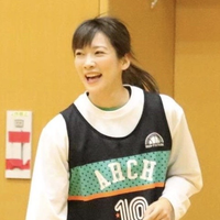 小池真理子さんのプロフィール