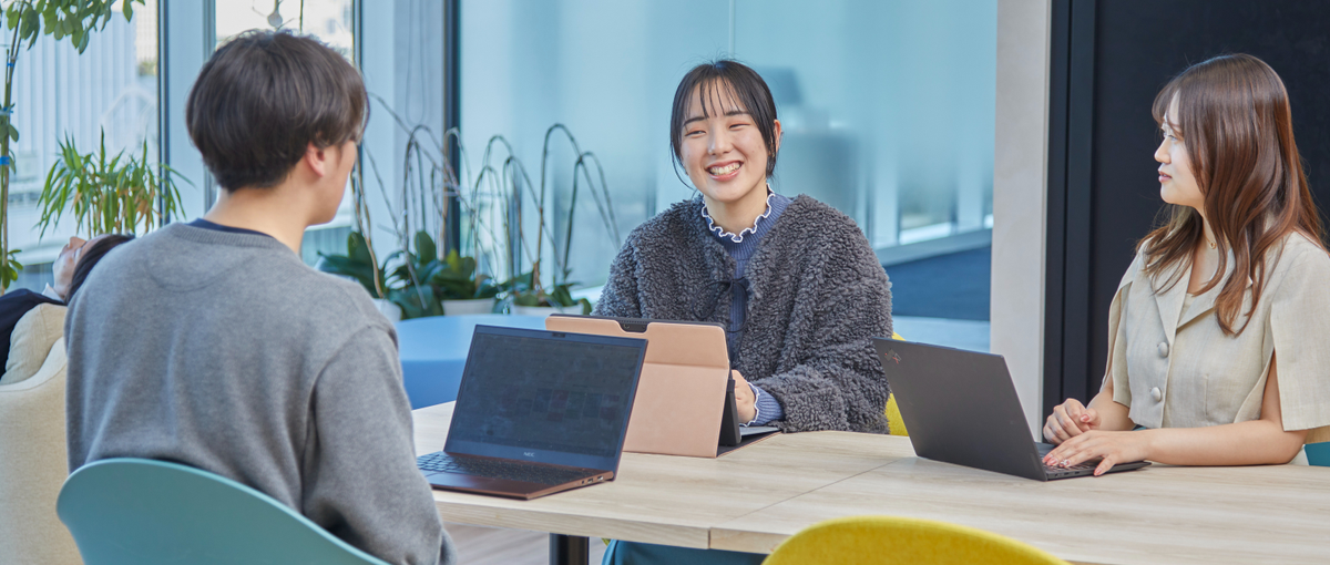 営業経験を礎にプロジェクトマネージャーへとステップアップしませんか？