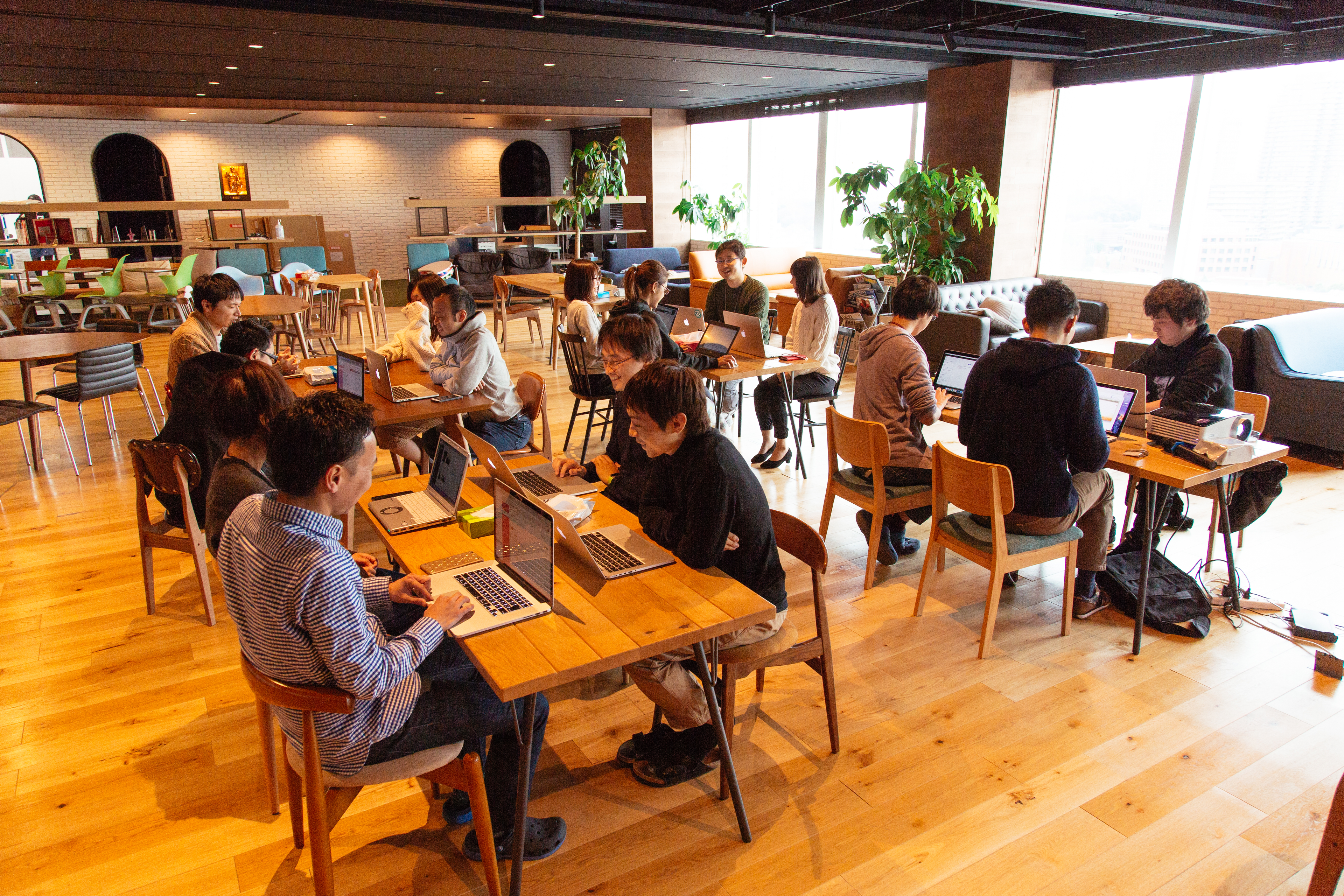 婚活・恋活マッチングサービス『with』チームの日常をご紹介