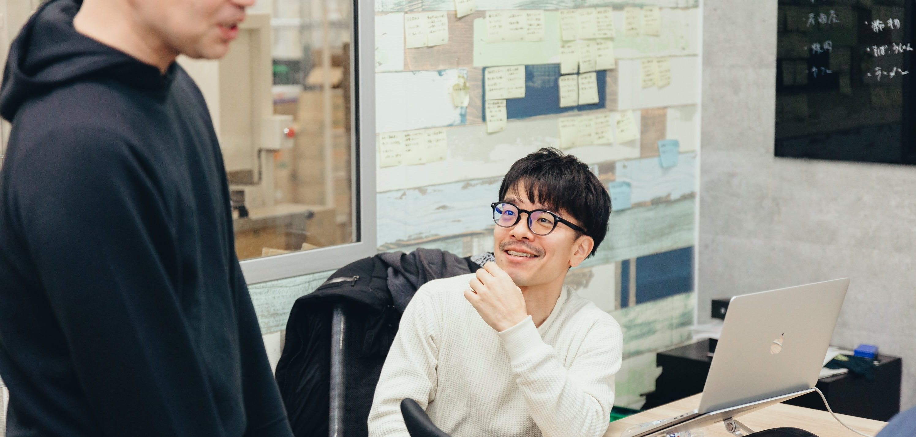 流通から生産者を豊かにしたい。それが、実家への恩返しにもなると信じて。取締役岩崎のこれまでとこれから