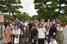 志しむことから全てが始める IT業界で輝きたい若手大歓迎！！