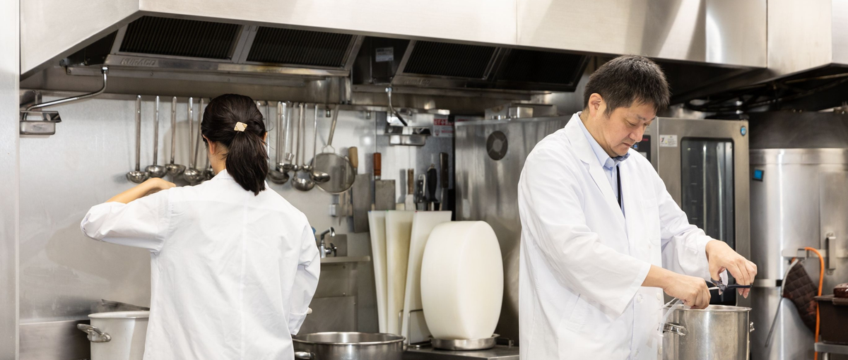 元料理人、元ホテルマンなど活躍中！有名店を支えるセールスメンバー募集