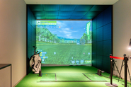 オフィス内のシュミレーションゴルフ利用可能