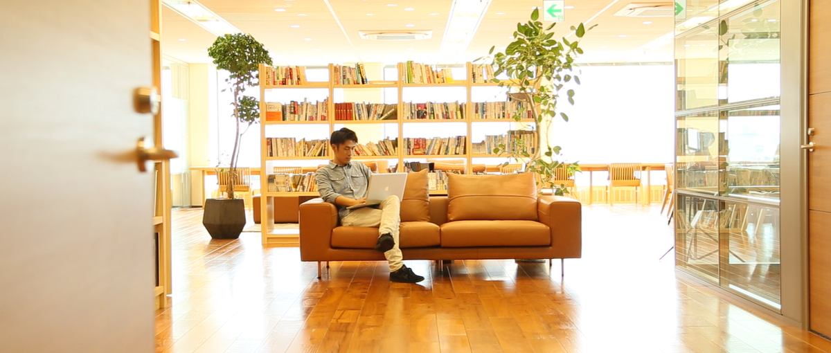 どこで働くかは関係ない！大企業のブランドを設計するWebデザイナー！